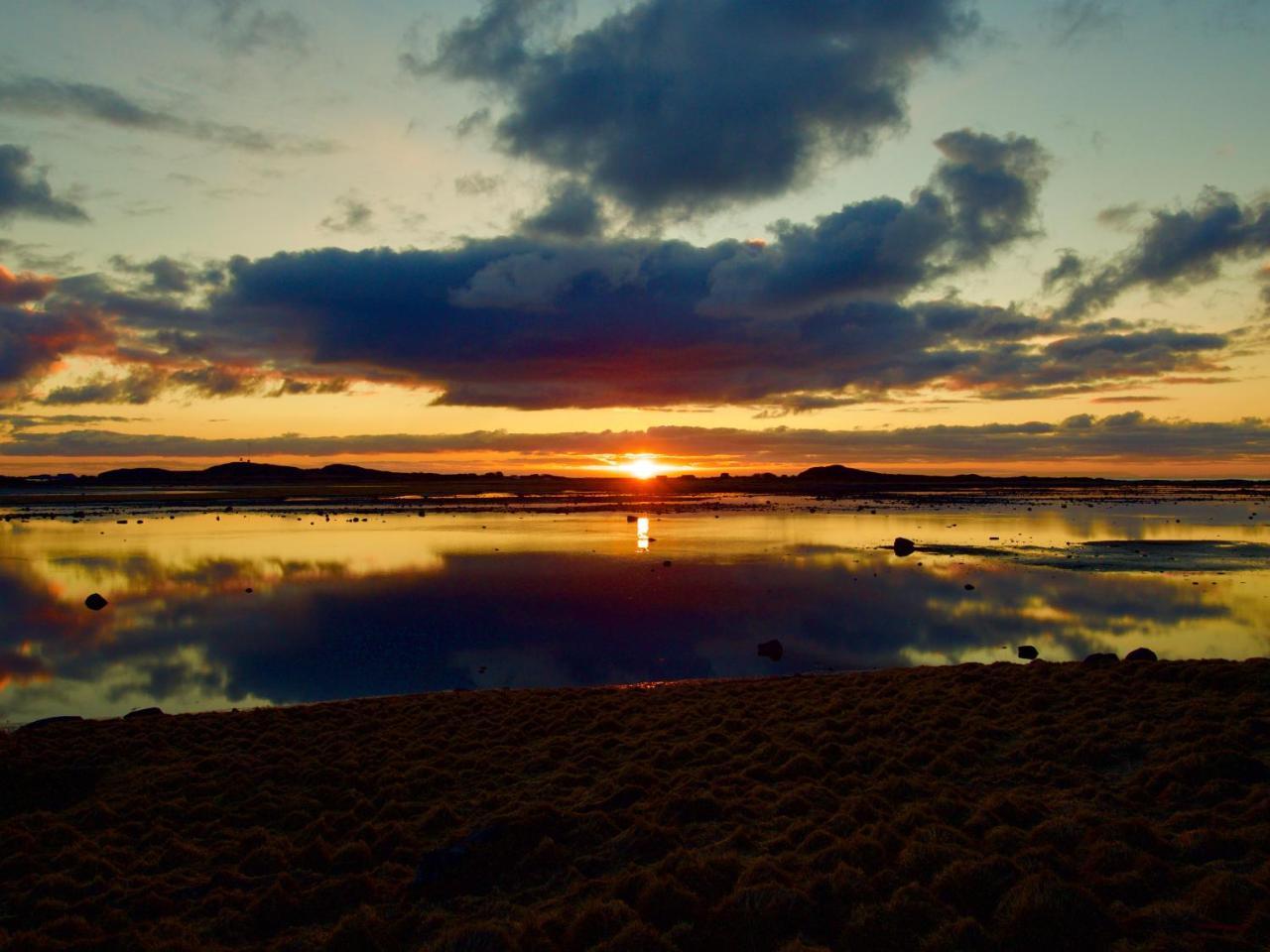 Seaside View Lofoten Bostad Bagian luar foto