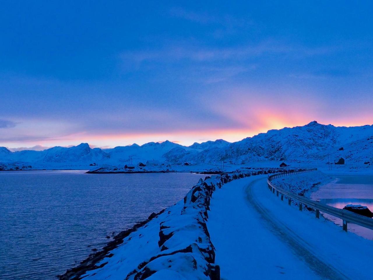 Seaside View Lofoten Bostad Bagian luar foto